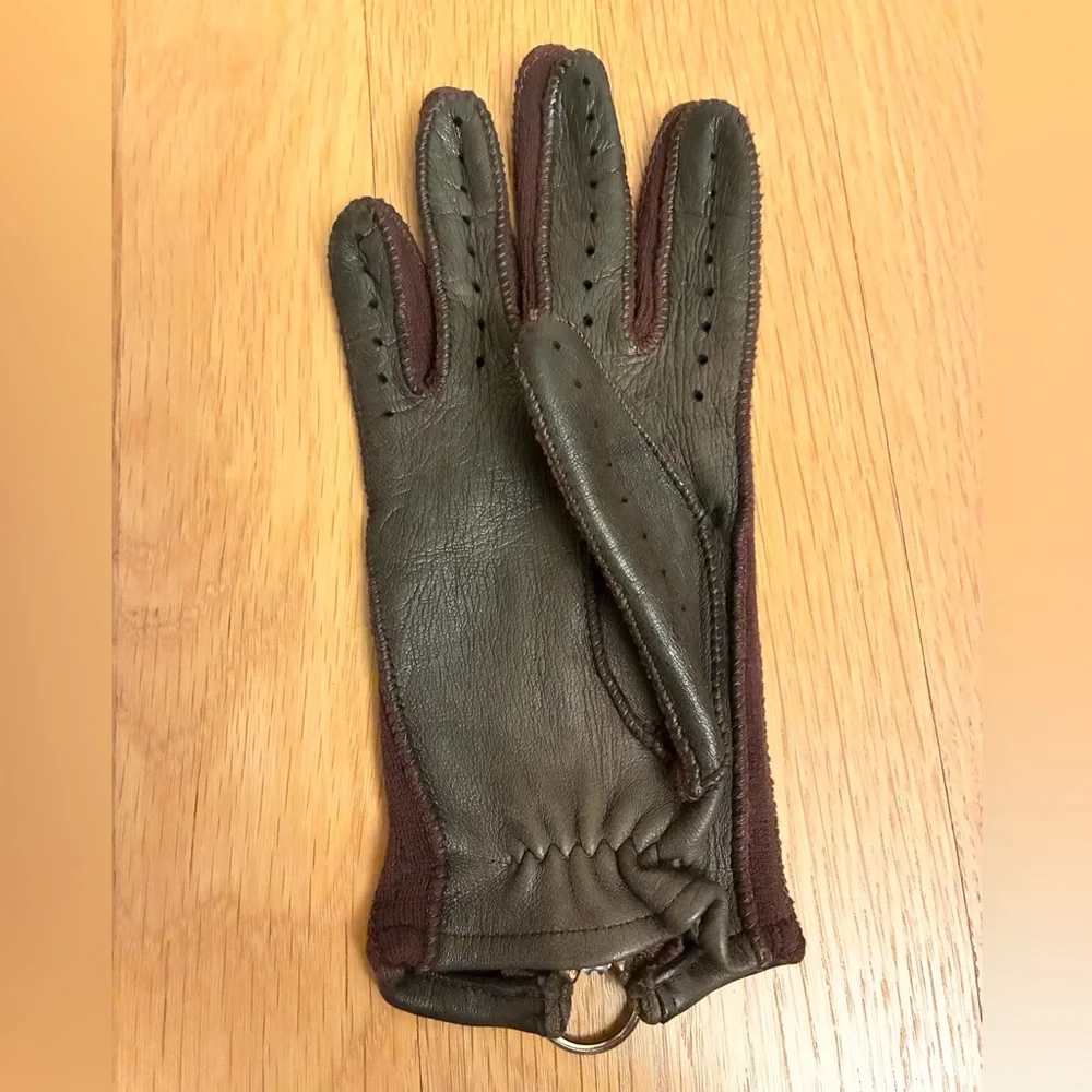Women’s Leather Gloves with Top Accent Zip Detail Brown Size S
